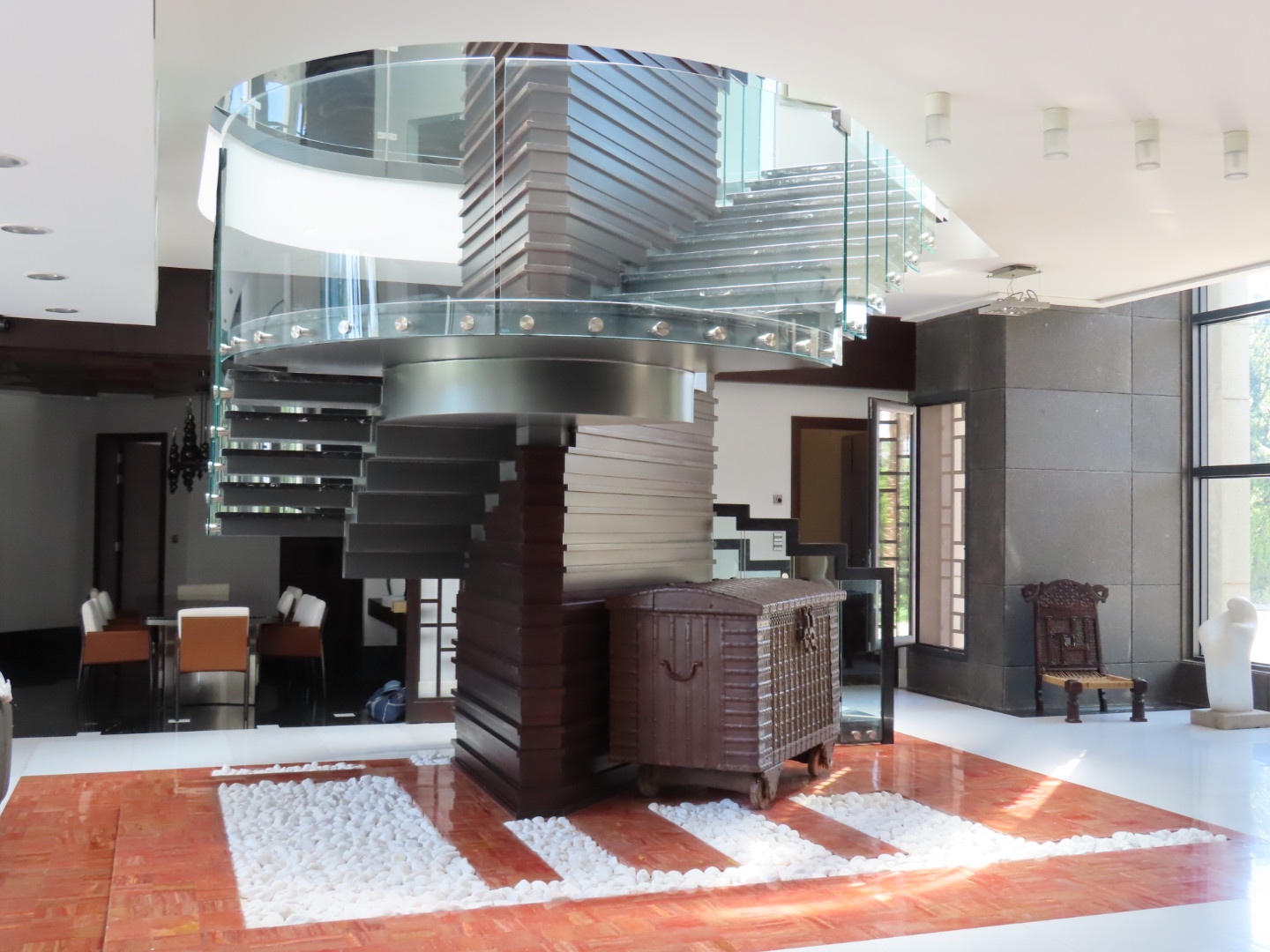 Salon and atrium
